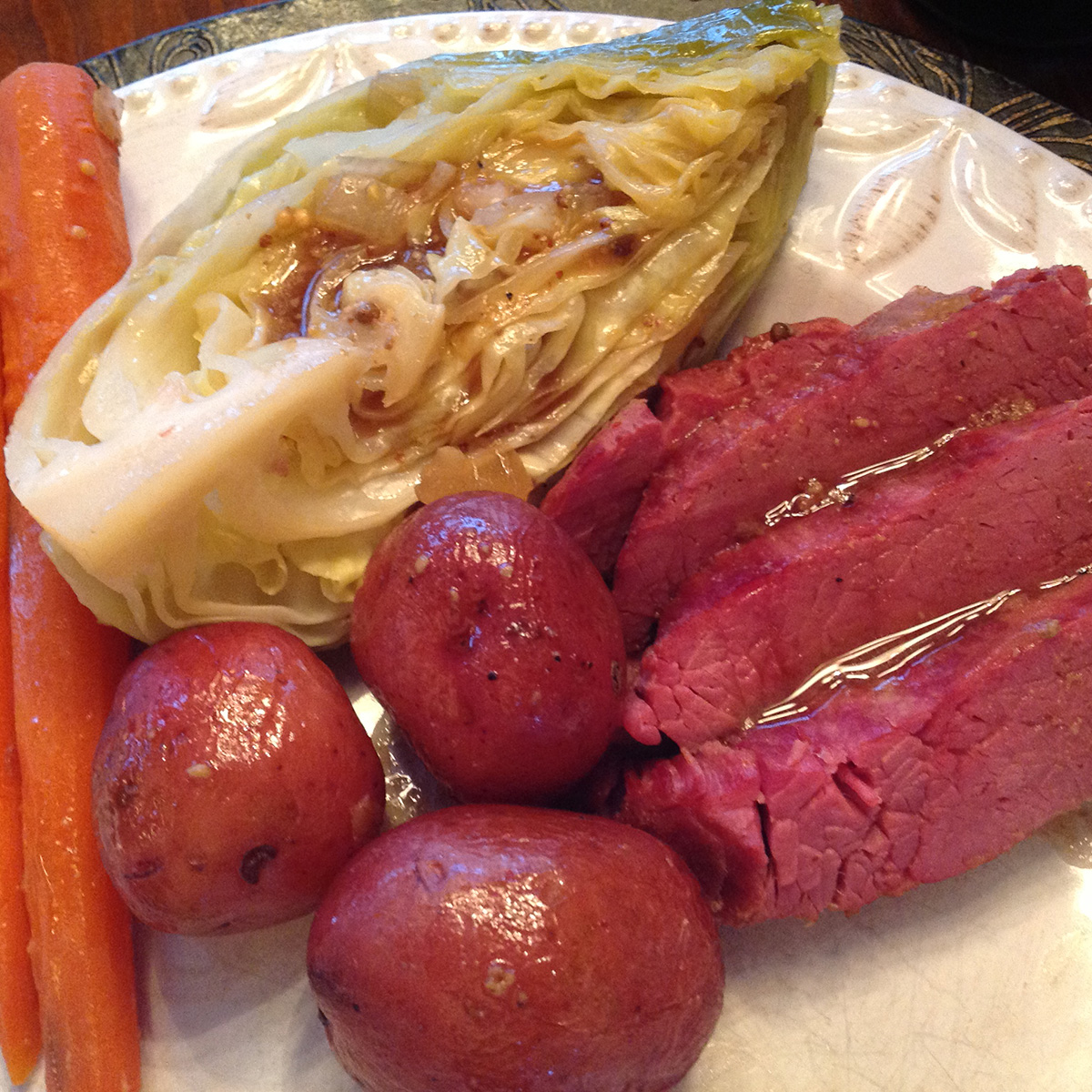 Corned Beef & Cabbage in Guinness Recipe Amigos